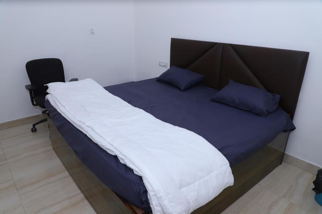 פארידבד Hotel Aashirvad מראה חיצוני תמונה