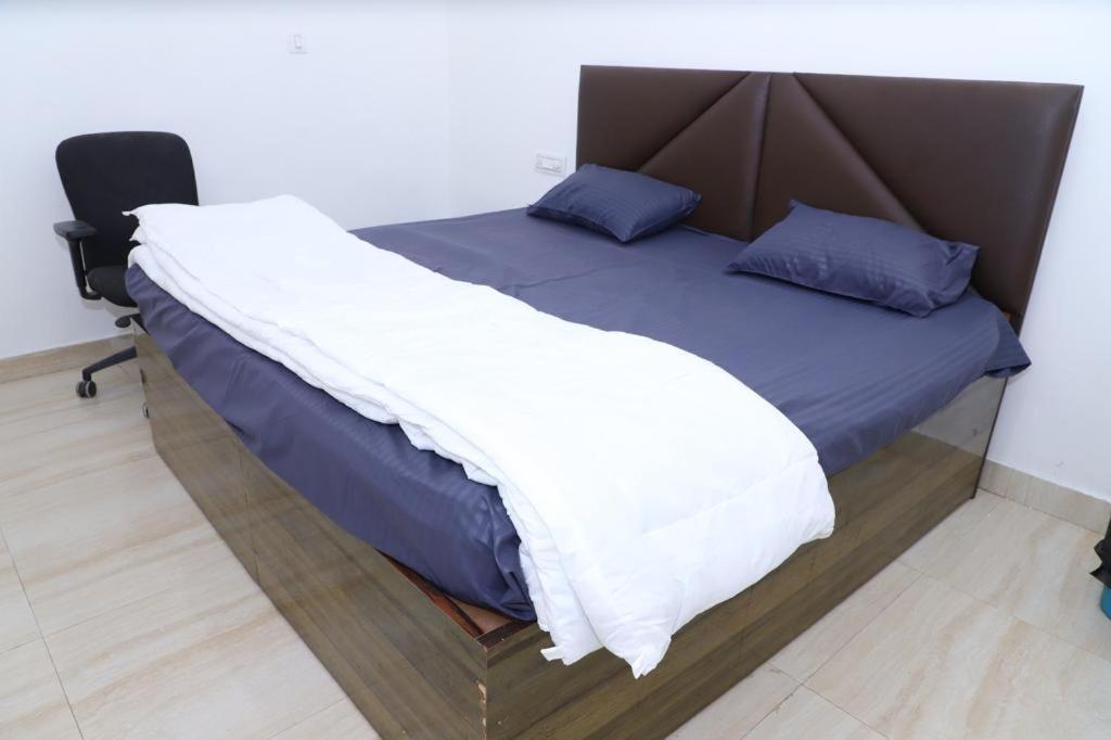 פארידבד Hotel Aashirvad מראה חיצוני תמונה